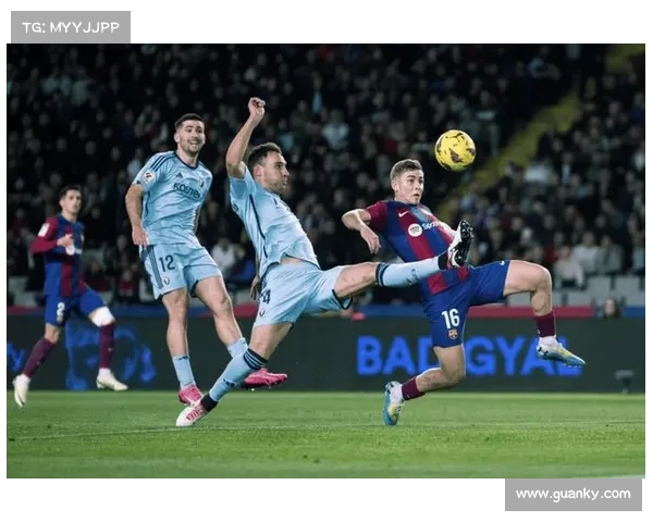 奥萨苏纳中场全面崩溃遭巴萨压制 球队心态问题凸显 奥萨苏纳中场全面崩溃遭巴萨压制 球队心态问题凸显