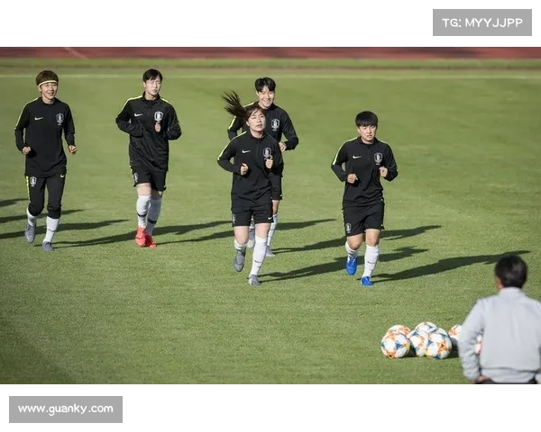 女子足球世界杯：各国球队备战情况与面临的挑战解析